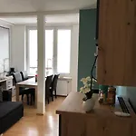 Linnea - Lage Direkt In 아파트